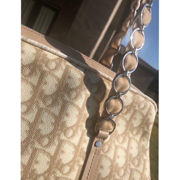 Christian Dior Beige Y2K Girly Flower Monogram Trotter Logo Leather Handbag - Picture 7 of 17